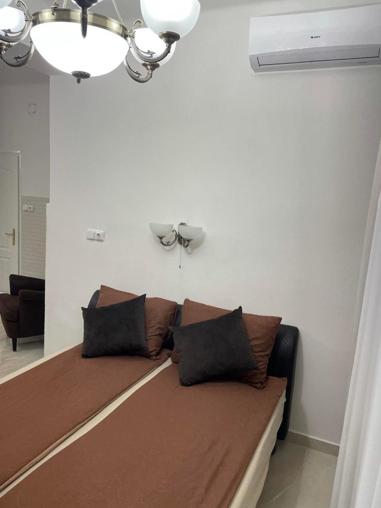 Adam Apartman Хайдусобосло Экстерьер фото